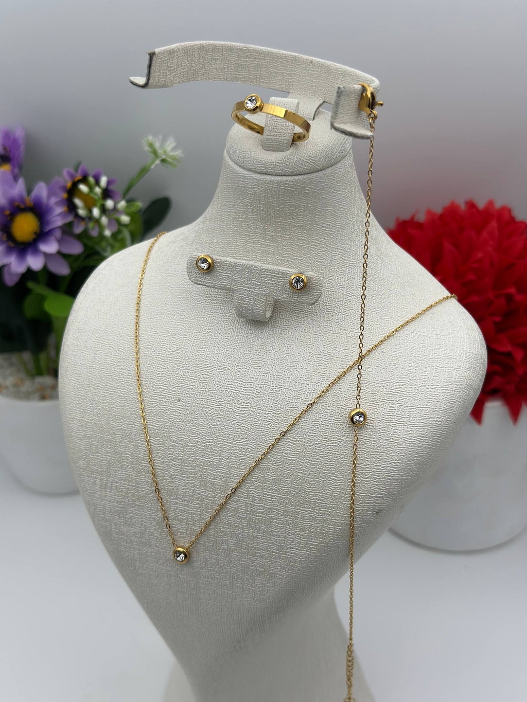 Parure solitaire 4 Pcs | اربع قطع محبوبة  | اطلب الان و عندك هدية 🎁 الجماهير