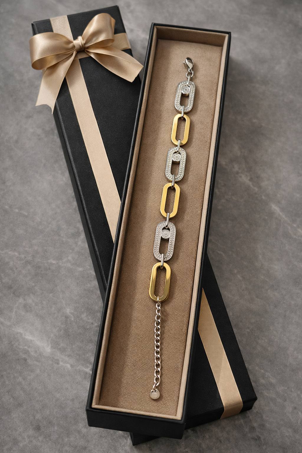 Gourmette messika deux temps 3500 DA 🔥❤️